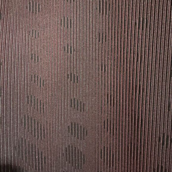 Nike Womens Run Division Midlayer Long Sleeve Top CU6168-011 Animal print Medium - Picture 8 of 12